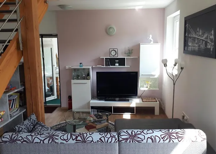 Lepa Dolenjska * Ursna Sela